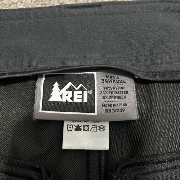 REI Pants Mens 34x32 Soft Shell Stretch Hiking Zip Pockets Split Cuff Outdoor - Picture 2 of 5